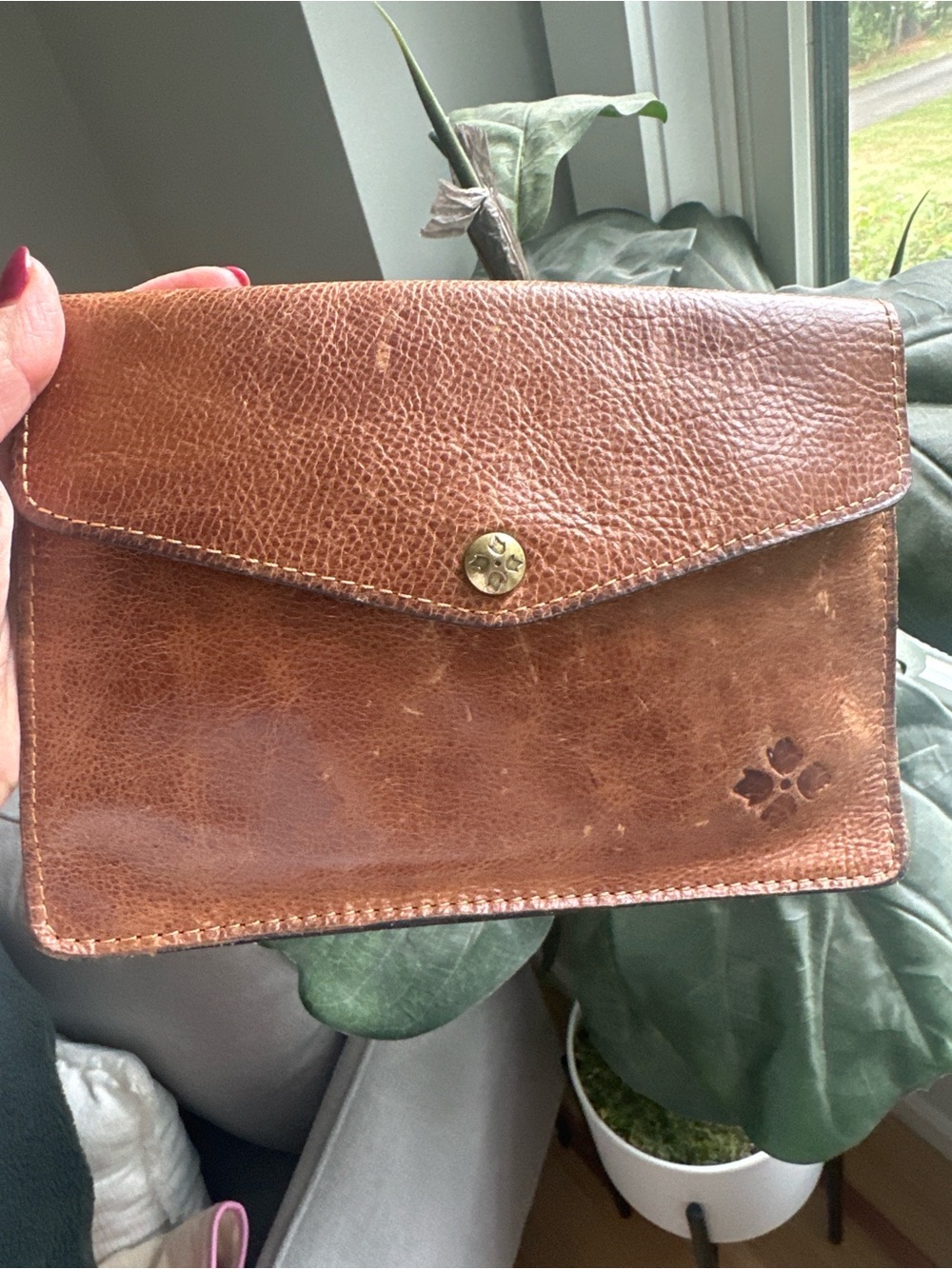 Patricia Nash Pouchette/Envelope Clutch in Gorgeous Leather